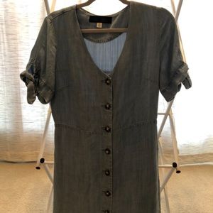 Francesca’s denim dress